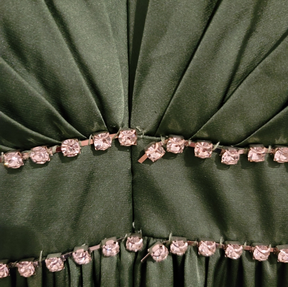 Mac Duggal Green Rhinestone Trim Gown - Picture 8 of 11